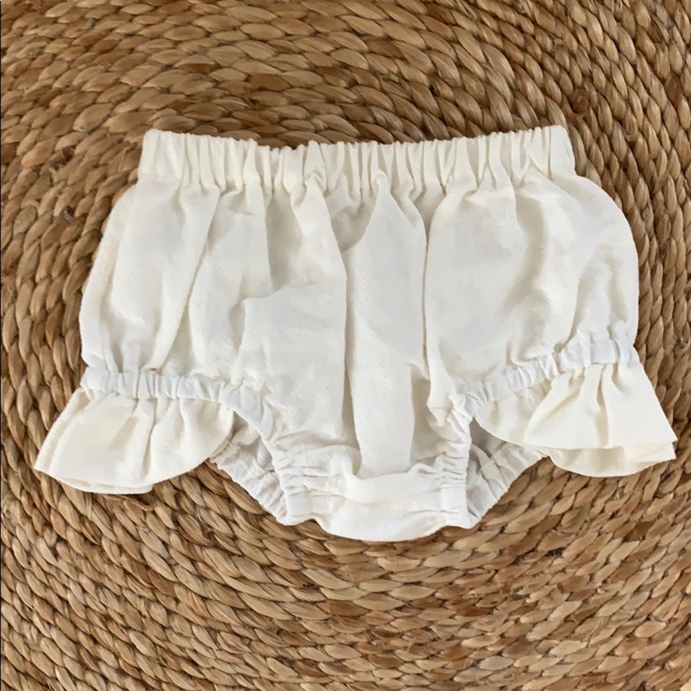 Baby girls ivory bloomers with ruffles